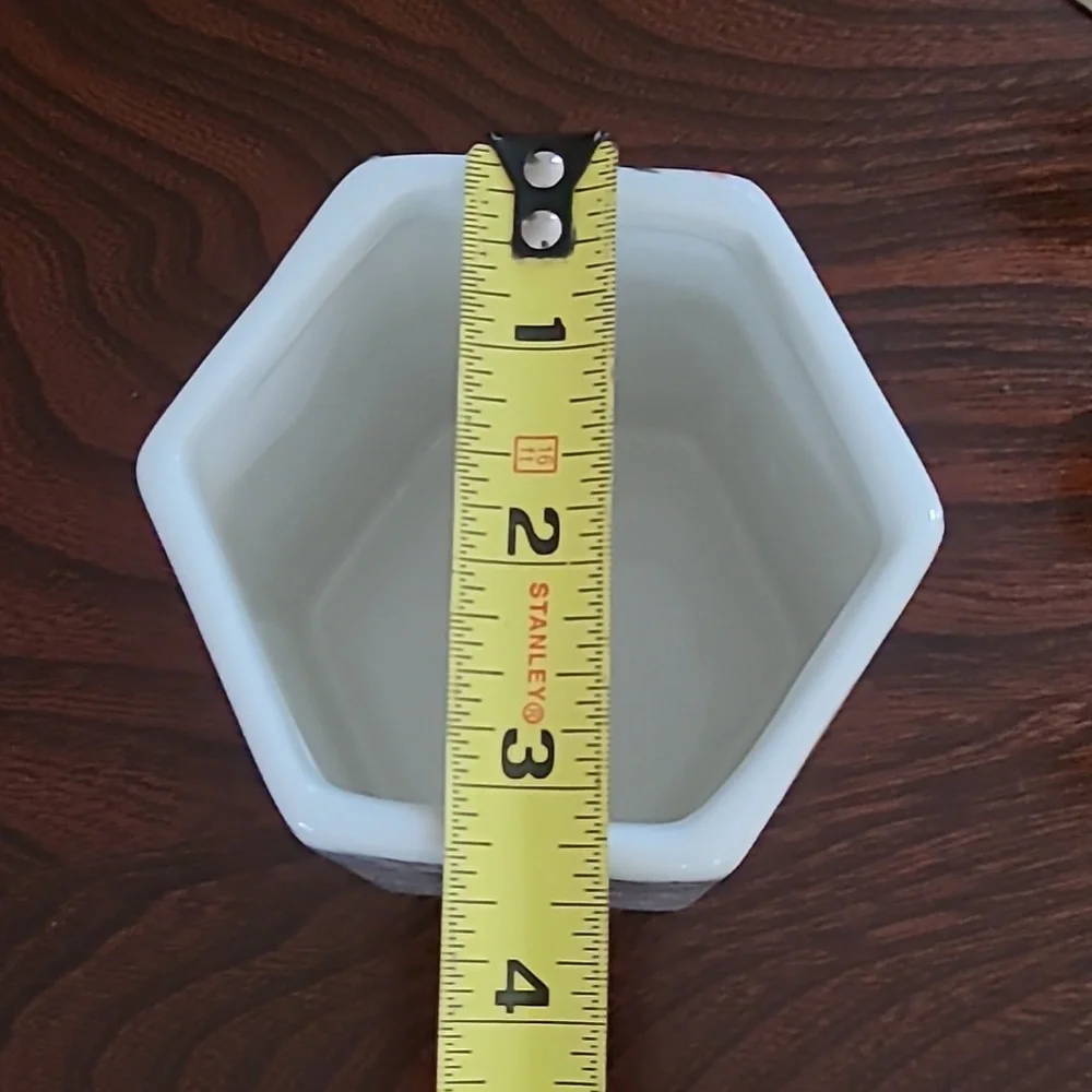 Desktop Pen Cup
